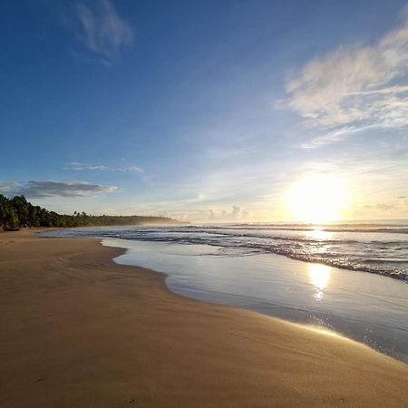 Relax Beach House Tangalle Esterno foto