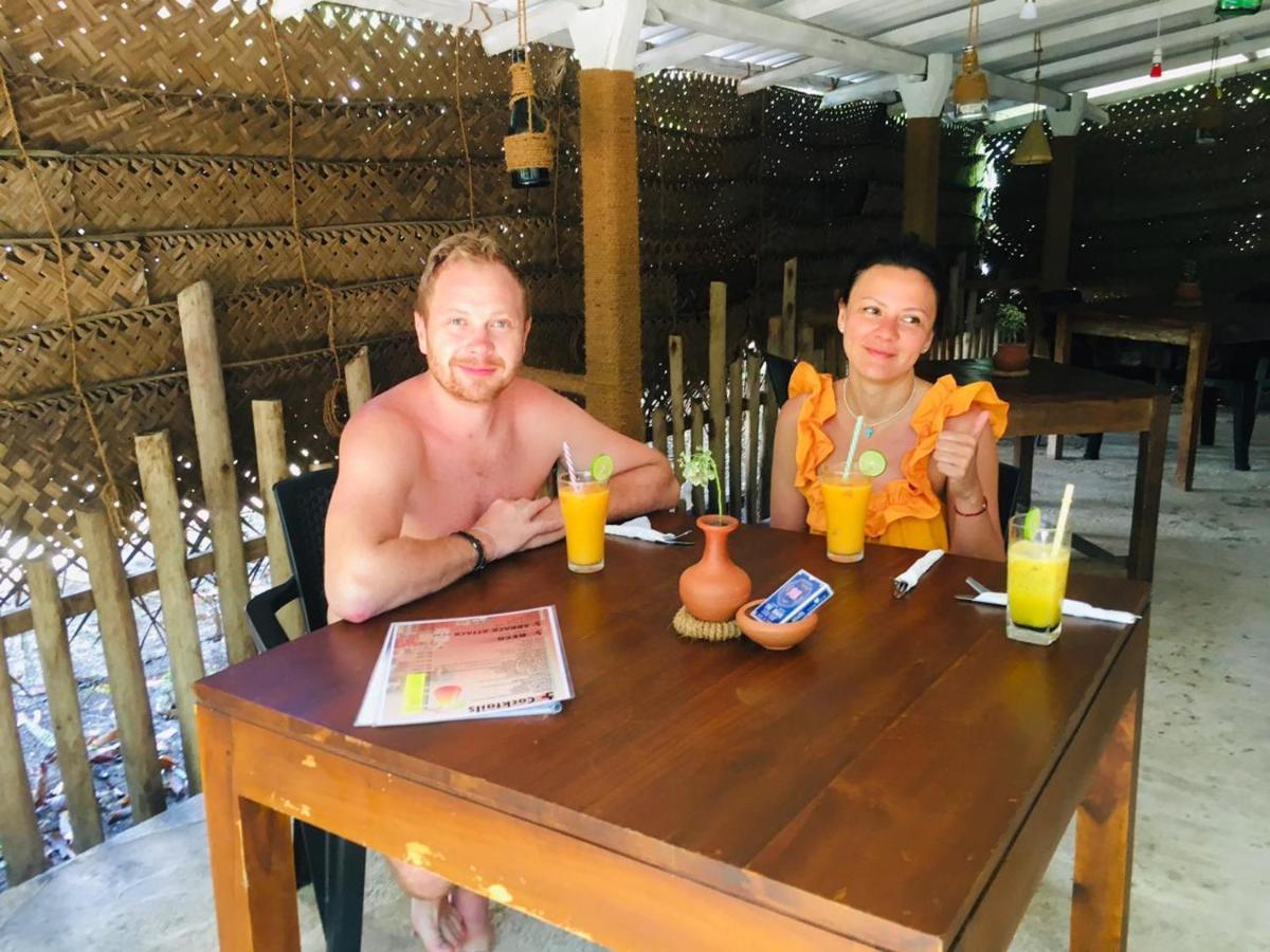 Relax Beach House Tangalle Esterno foto