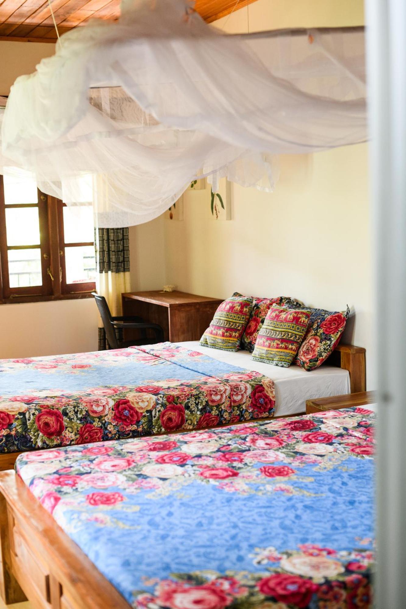 Relax Beach House Tangalle Esterno foto